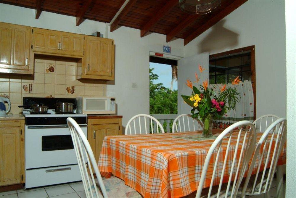 Tropical Breeze Vacation Home And Apartments Gros Islet Zewnętrze zdjęcie