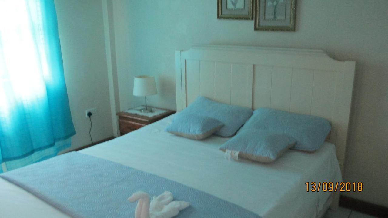 Tropical Breeze Vacation Home And Apartments Gros Islet Zewnętrze zdjęcie