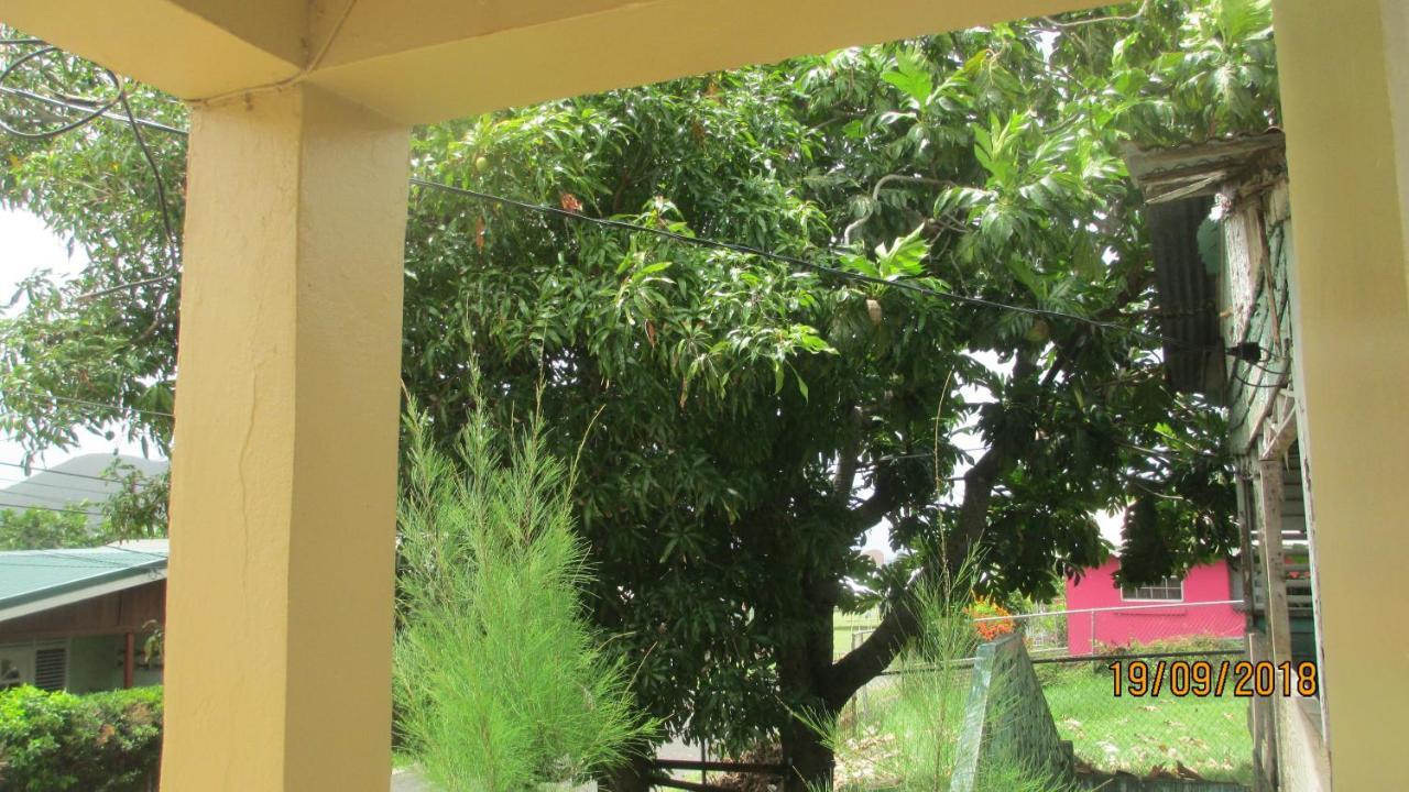 Tropical Breeze Vacation Home And Apartments Gros Islet Zewnętrze zdjęcie