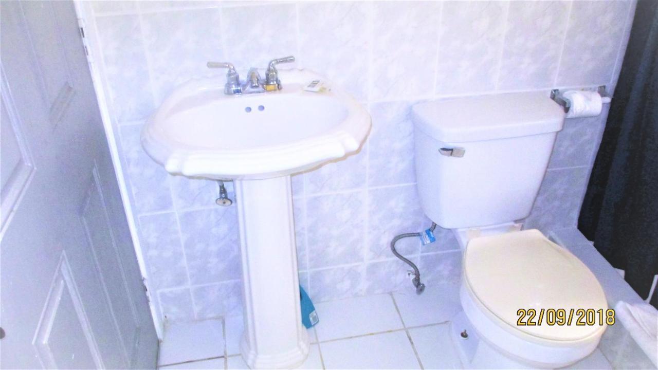 Tropical Breeze Vacation Home And Apartments Gros Islet Zewnętrze zdjęcie