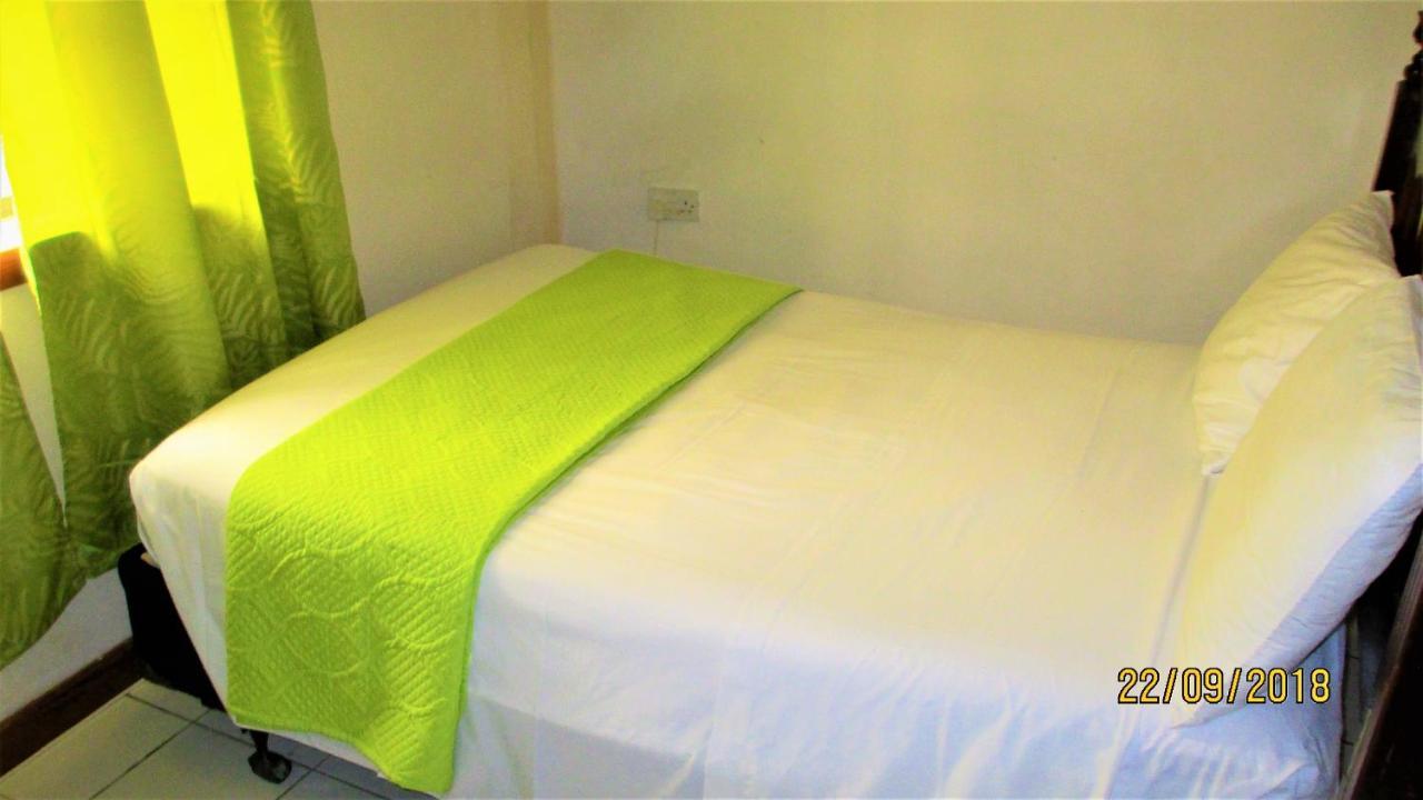 Tropical Breeze Vacation Home And Apartments Gros Islet Zewnętrze zdjęcie