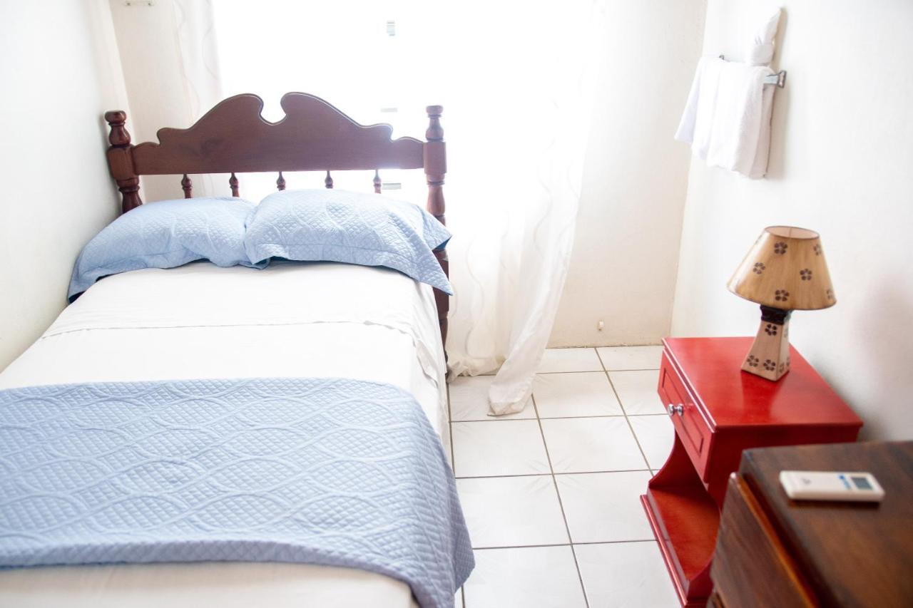 Tropical Breeze Vacation Home And Apartments Gros Islet Zewnętrze zdjęcie