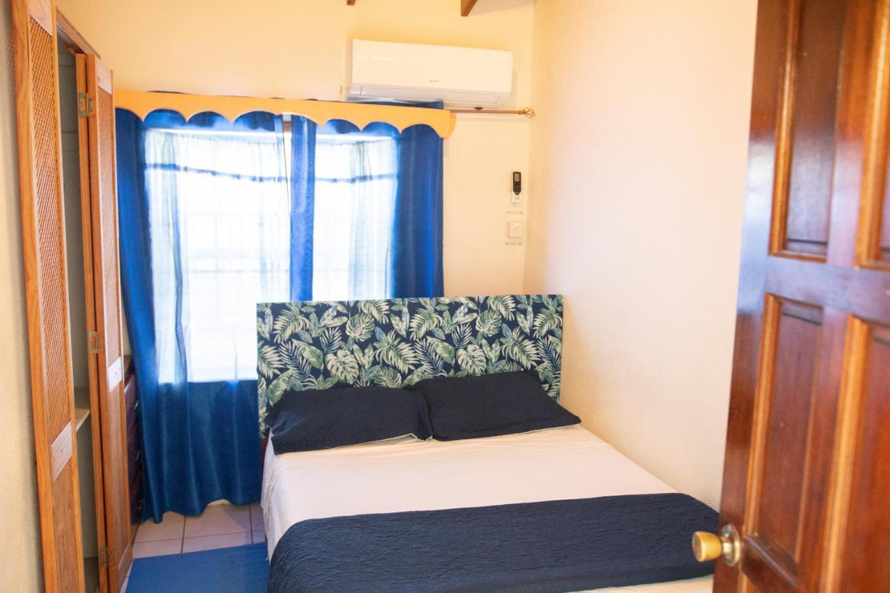 Tropical Breeze Vacation Home And Apartments Gros Islet Zewnętrze zdjęcie