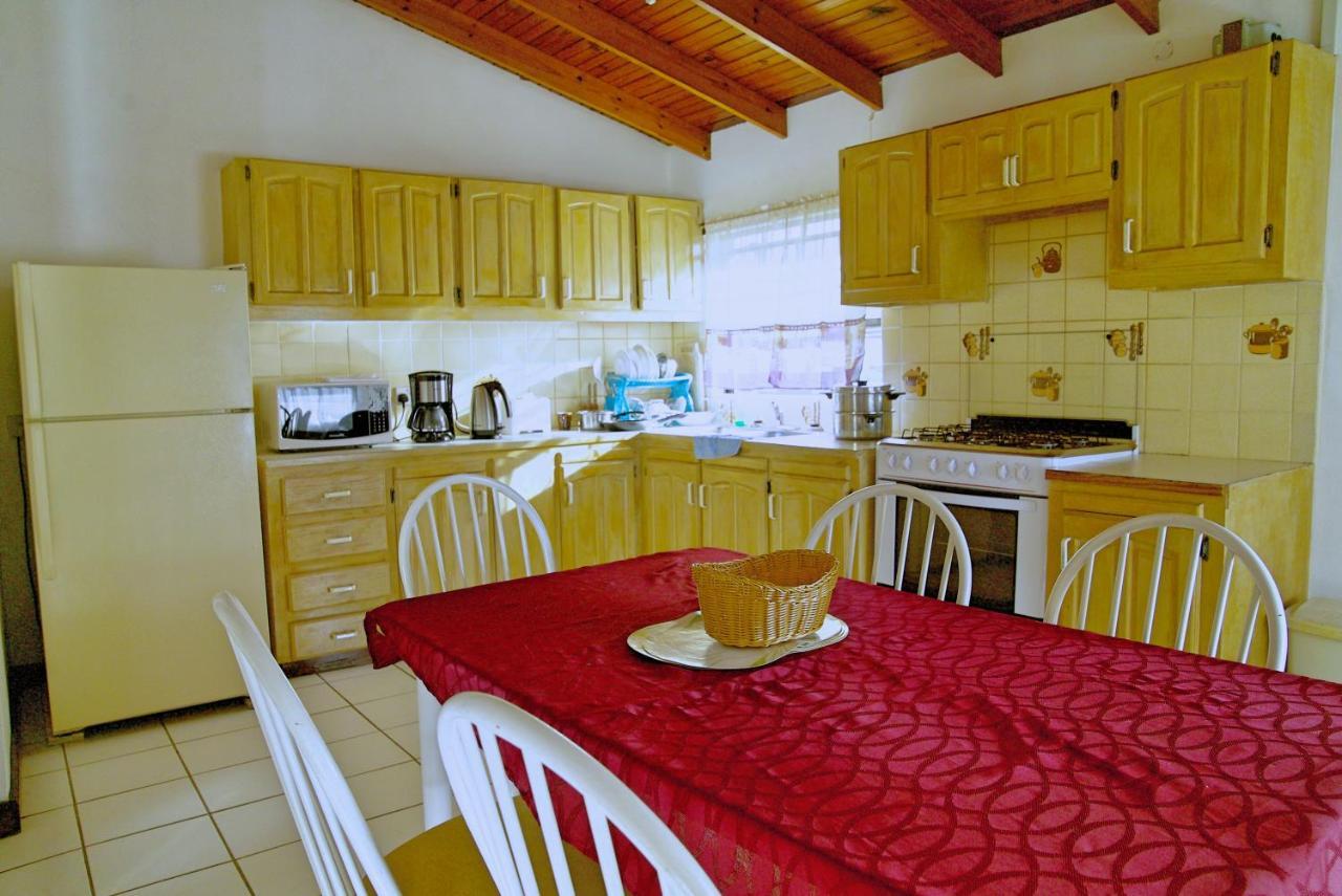 Tropical Breeze Vacation Home And Apartments Gros Islet Zewnętrze zdjęcie